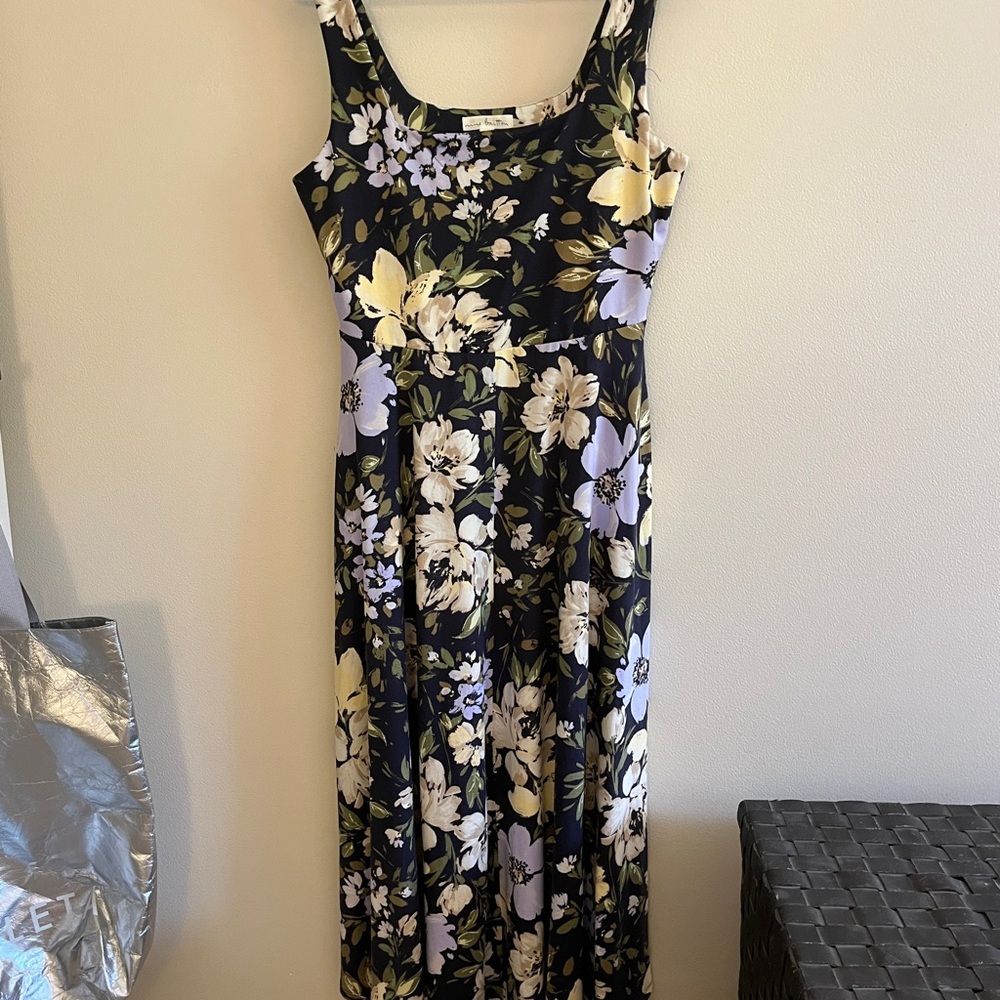 Nine Britton Black and Cream Maxi Dress